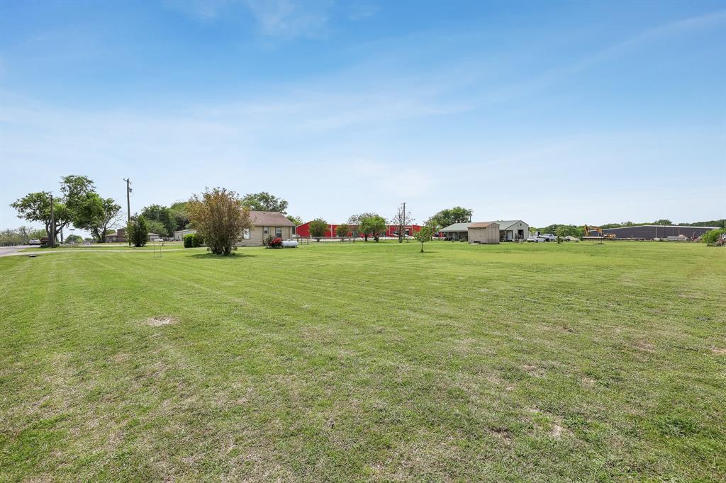2011 Miller Road, Unit A Melissa, TX 75454 - Photo 8 of 26 Gallery Image 8