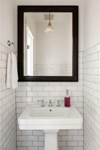 $1,199,000 | 9057 Selborne Lane, Chattahoochee Hills, GA 30268