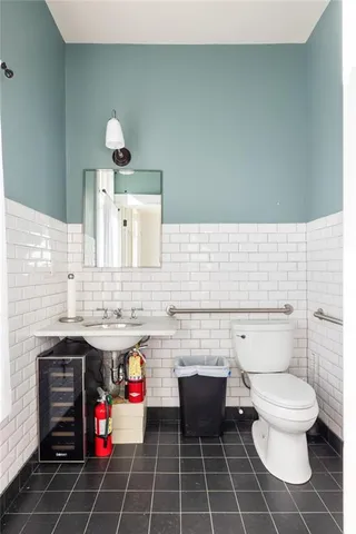 $1,199,000 | 9057 Selborne Lane, Chattahoochee Hills, GA 30268