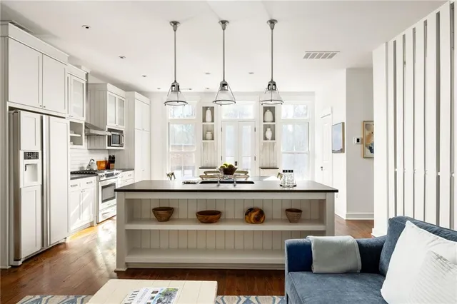 $1,199,000 | 9057 Selborne Lane, Chattahoochee Hills, GA 30268