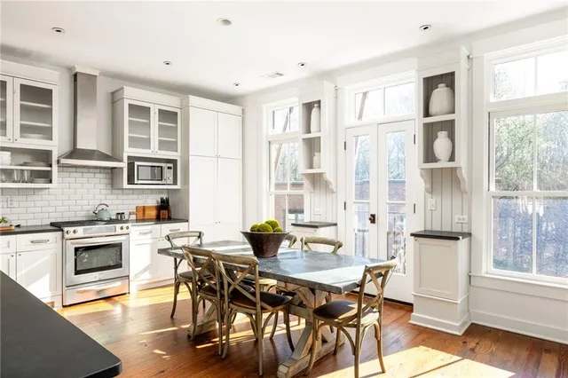 $1,199,000 | 9057 Selborne Lane, Chattahoochee Hills, GA 30268