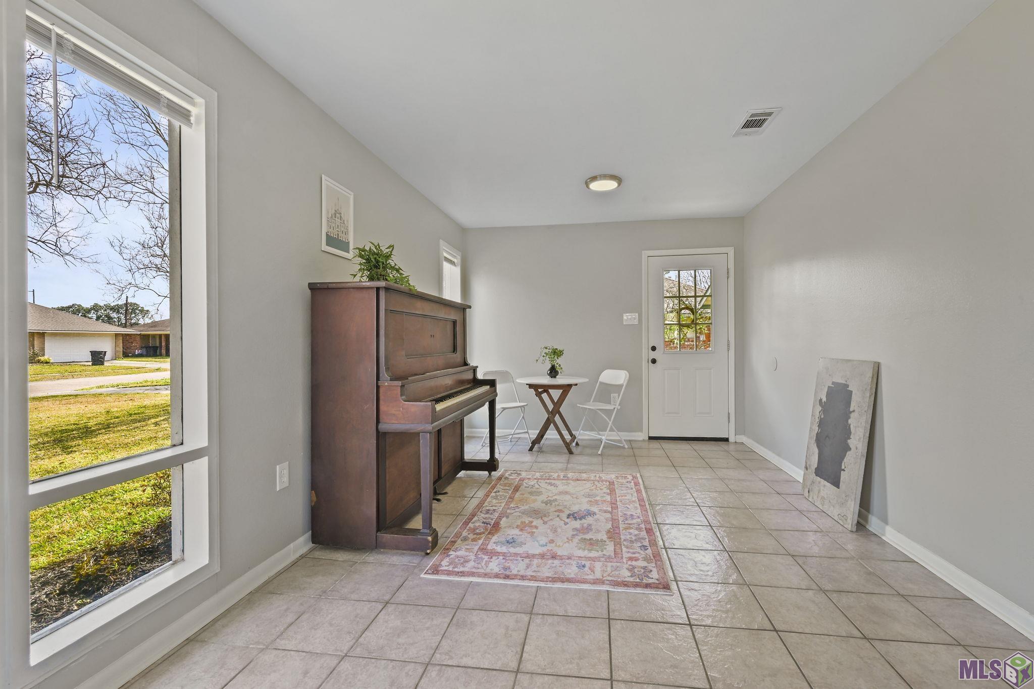 2650 Donald Drive Baton Rouge, LA 70809 - Photo 7 of 18