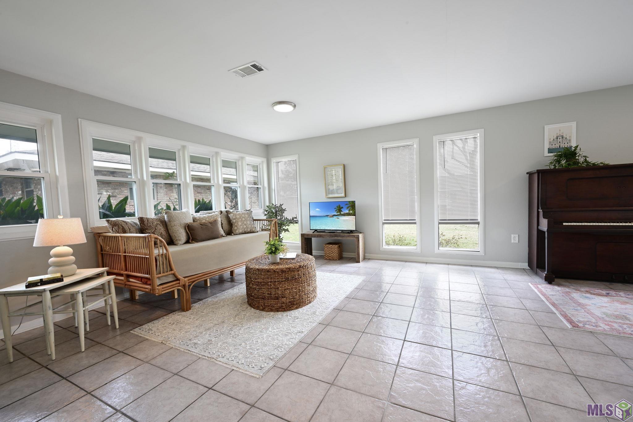 2650 Donald Drive Baton Rouge, LA 70809 - Photo 9 of 18