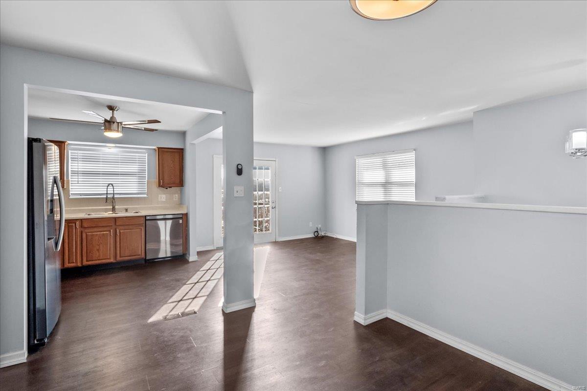 5121 Weber Road St. Louis, MO 63123 - Photo 11 of 34