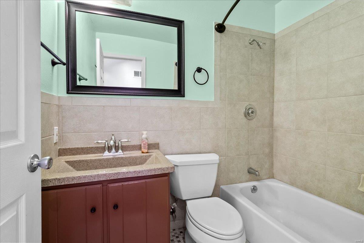 5121 Weber Road St. Louis, MO 63123 - Photo 24 of 34