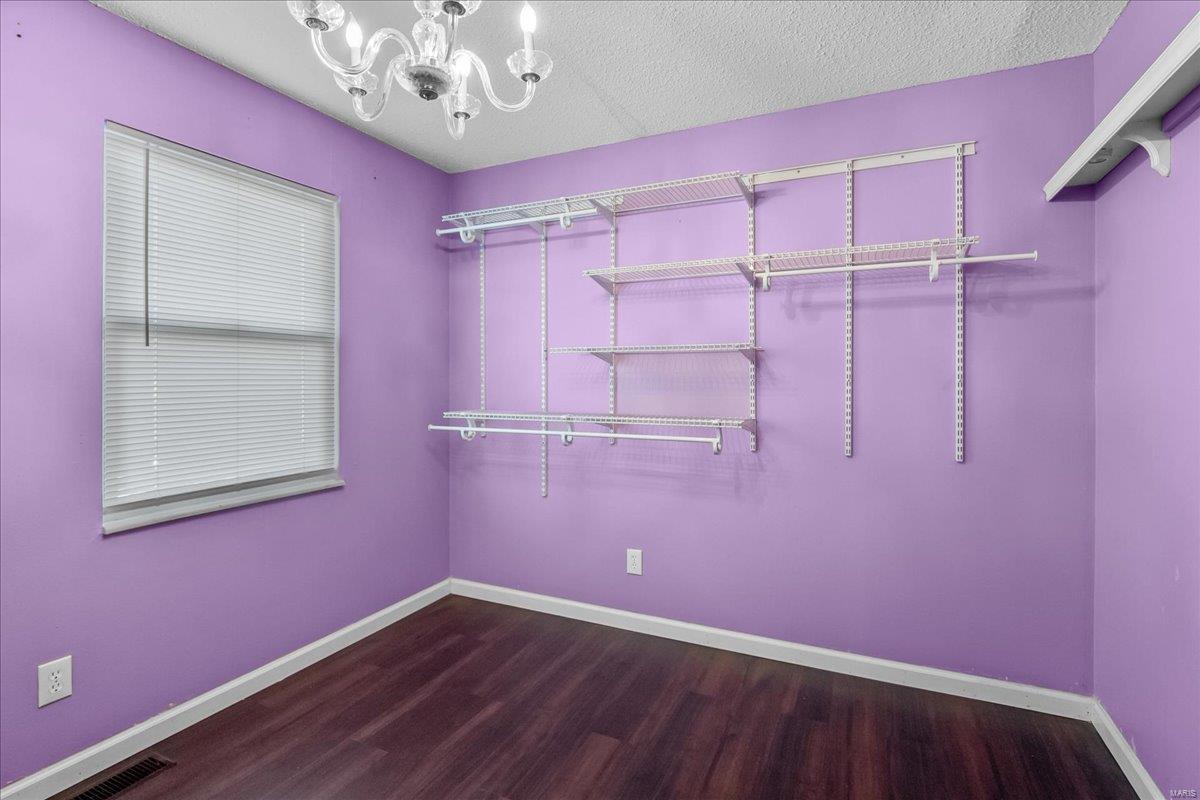 5121 Weber Road St. Louis, MO 63123 - Photo 25 of 34