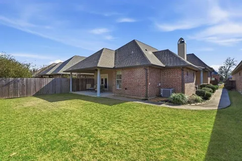 $350,000 | 1056 Richmond Circle, Lake Charles, LA 70605