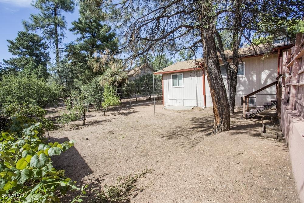 810 South Ridgeway Street Payson, AZ 85541 - Photo 36 of 40 Second back yard in summer