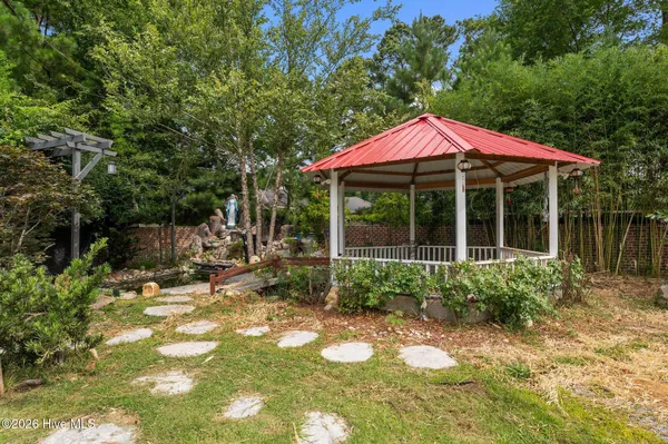 $599,999 | 414 Crown Drive, Washington, NC 27889