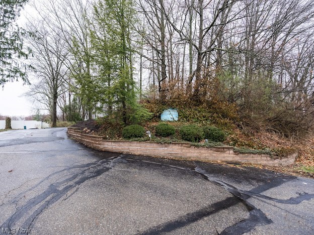 253 Perry Drive Northwest Canton, OH 44708 - Photo 2 of 26 Gallery Image 2