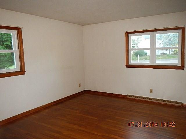 1540 Rutledge Road Transfer, PA 16154 - Photo 17 of 22 Gallery Image 17