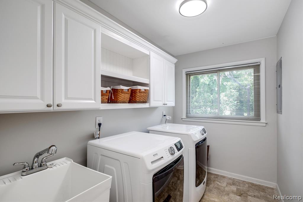 5791 Burnham Road Bloomfield Hills, MI 48302 - Photo 26 of 33