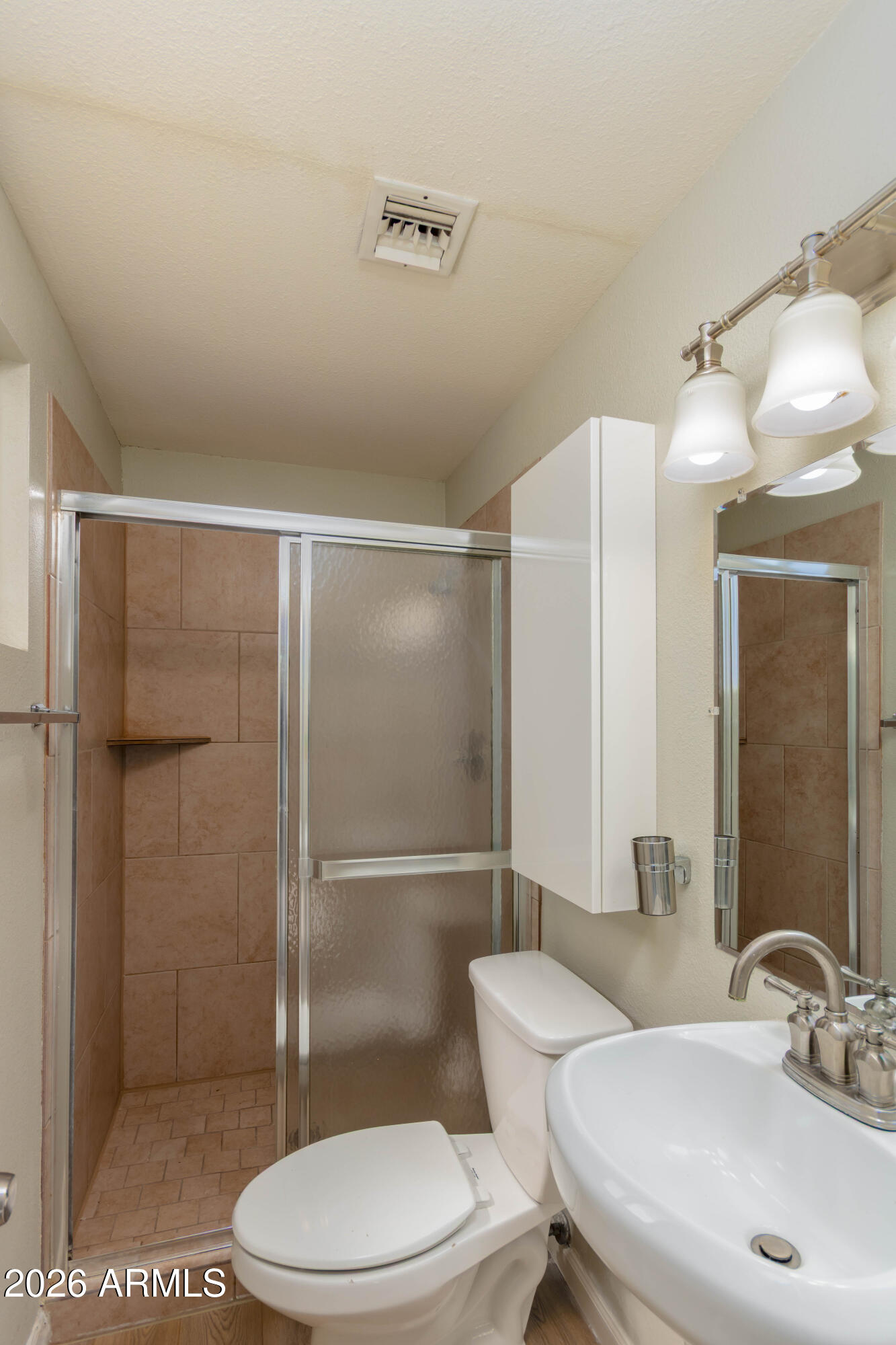 3525 East Hearn Road Phoenix, AZ 85032 - Photo 15 of 17 Hearn-15