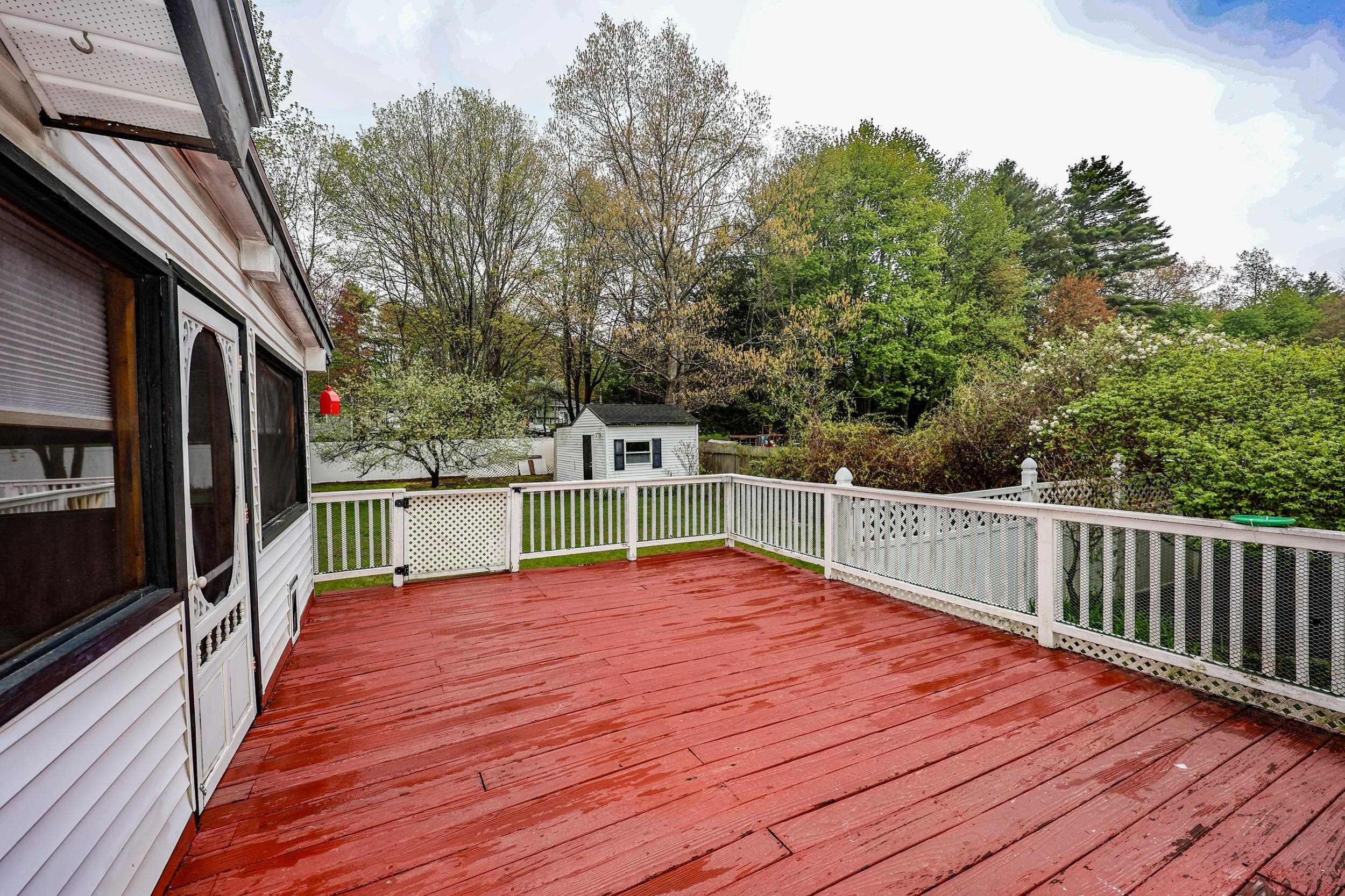 15 Raymond Drive Merrimack, NH 03054 - Photo 6 of 42