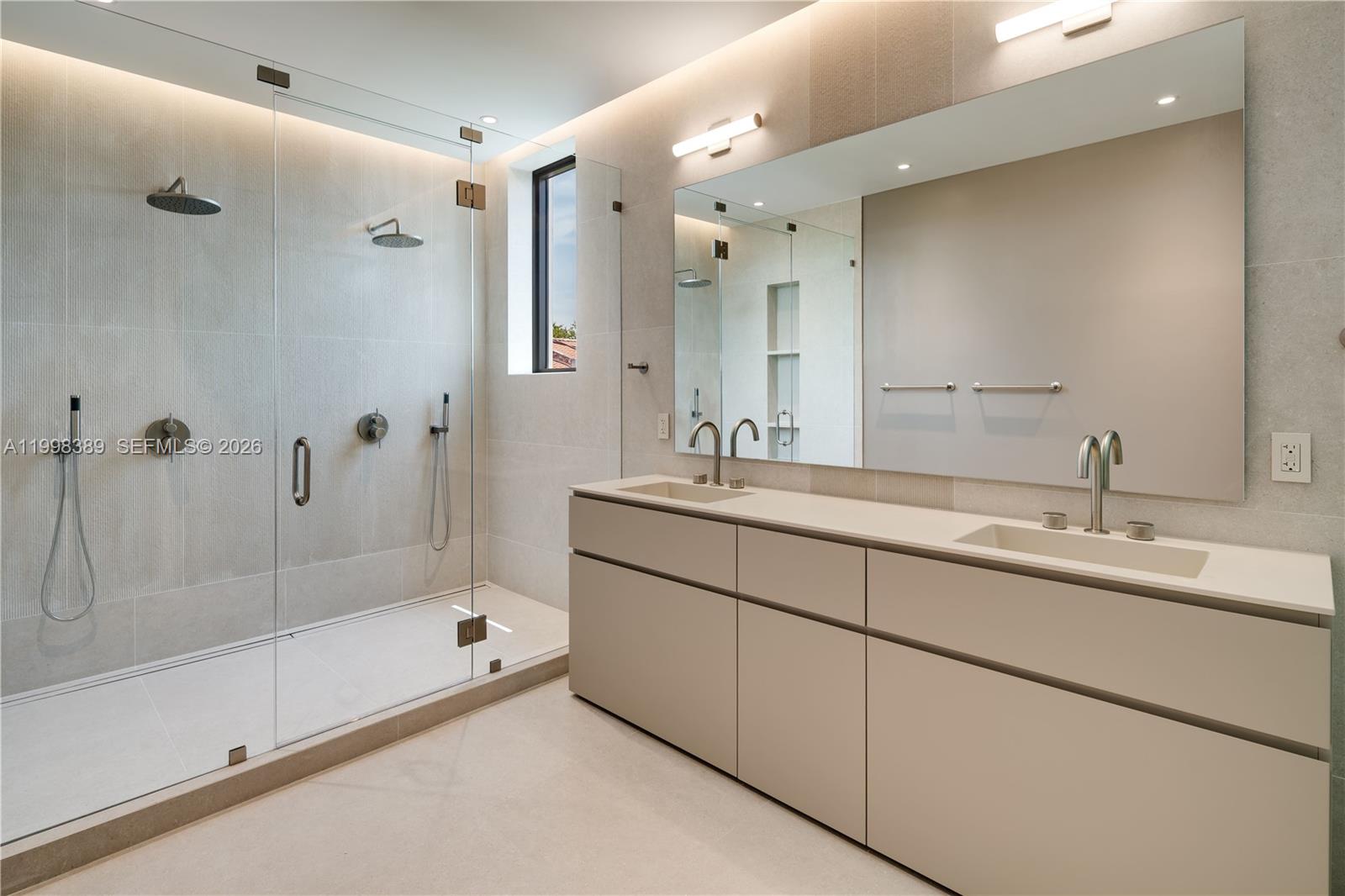 571 Glenridge Road Key Biscayne, FL 33149 - Photo 27 of 33