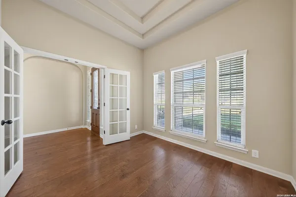 $3,200 | 226 Hamburg Avenue, New Braunfels, TX 78132