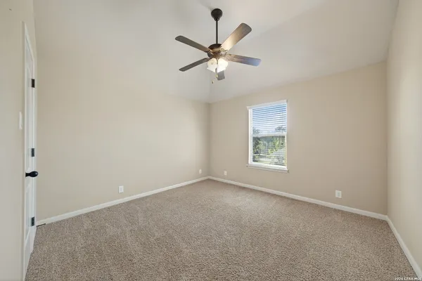 $3,200 | 226 Hamburg Avenue, New Braunfels, TX 78132