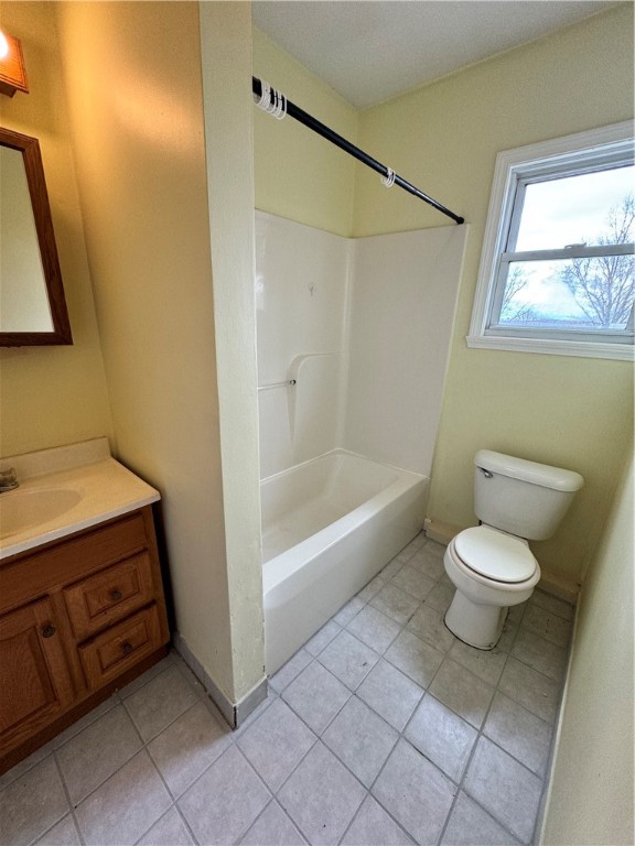 422 High Street, Unit 2 Cumberland, RI 02864 - Photo 2 of 6