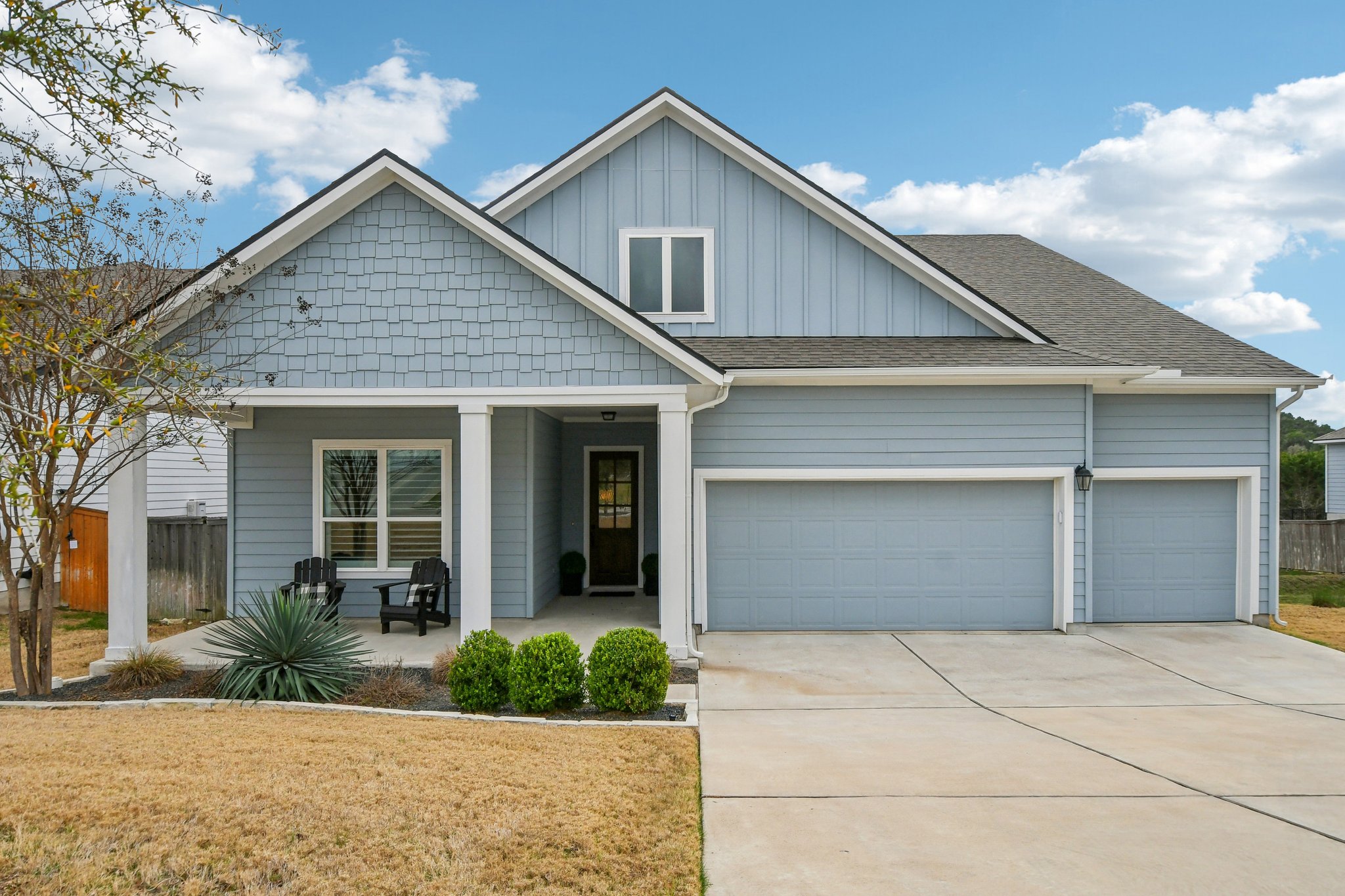 A beautifully designed residence nestled in the premier Headwaters at Barton Creek community. This stunning 2019 build offers an exceptionally private Hill Country retreat on a highly desirable 0.201-acre dual-greenbelt lot. Experience unmatched natural tranquility with a rare lot placement featuring no immediate neighbors behind or on one side.