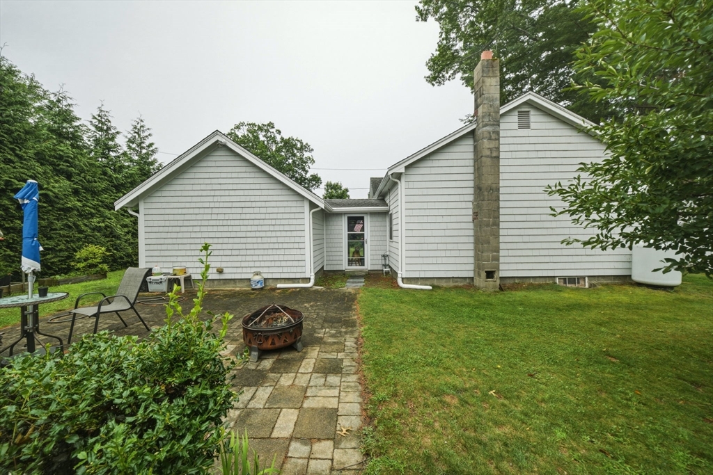 6 Gordon Street Wareham, MA 02576 - Photo 3 of 42 Gallery Image 3