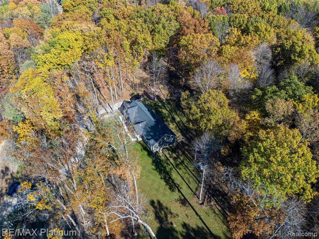 5590 Hartland Road Fenton, MI 48430 - Photo 43 of 46