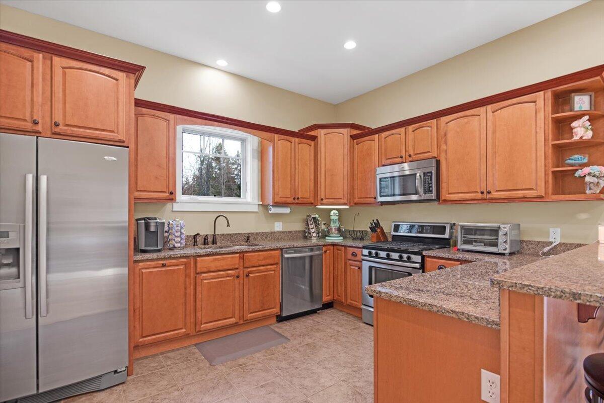 433 Morgan Bay Road Surry, ME 04684 - Photo 14 of 59 16-04-19-24-433 Morgan Bay Rd-17
