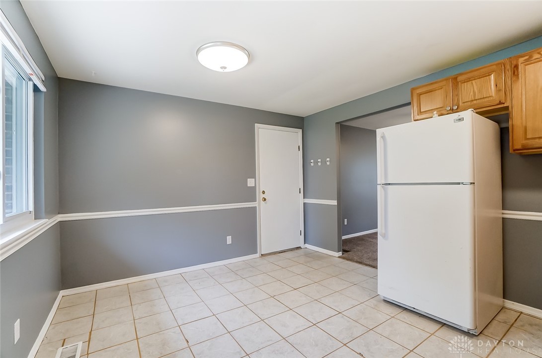 6543 Highbury Road Huber Heights, OH 45424 - Photo 14 of 38