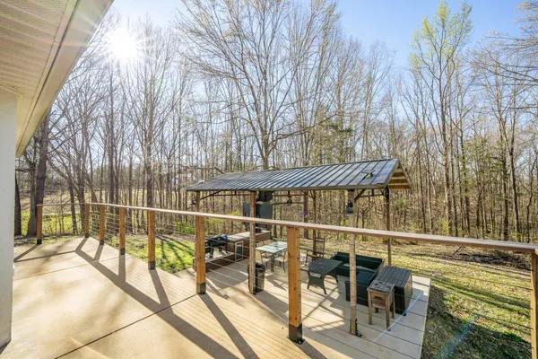 $549,000 | 835 Breckenridge Lane, Savannah, TN 38372
