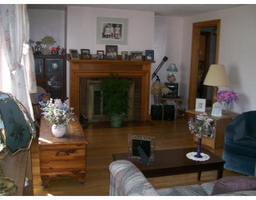 149 Den Quarry Road Lynn, MA 01904 - Photo 2 of 7 Gallery Image 2