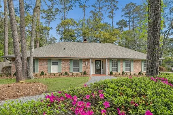 $525,000 | 124 North Drive, Covington, LA 70433