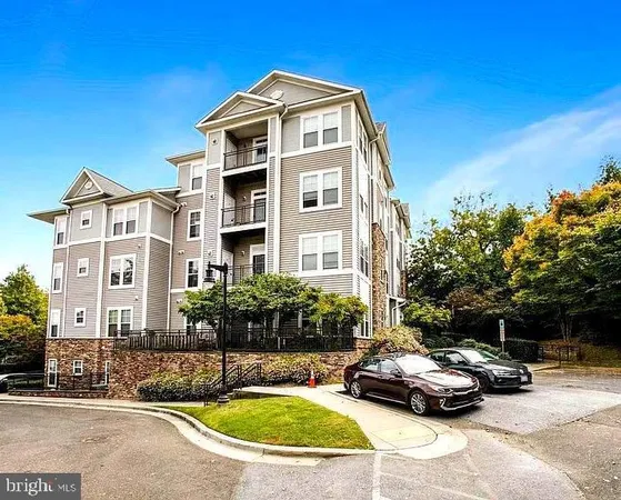 $260,000 | 1301 Karen Boulevard, Unit 401, Capitol Heights, MD 20743