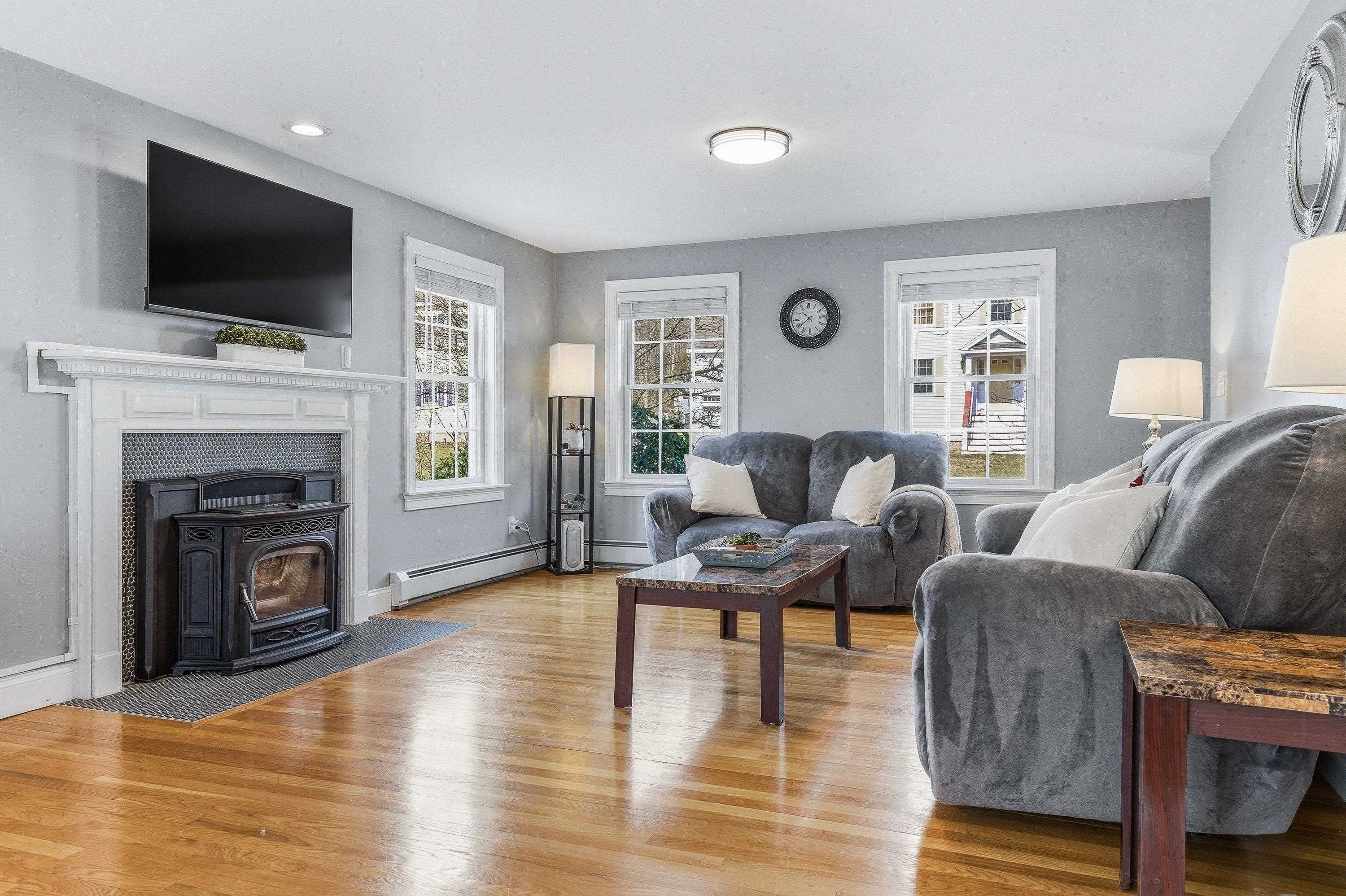 17 Lupine Lane Rochester, NH 03867 - Photo 5 of 42