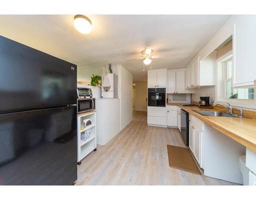 25 Algonquin Road Chelmsford, MA 01824 - Photo 4 of 16 Gallery Image 4