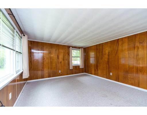 25 Algonquin Road Chelmsford, MA 01824 - Photo 8 of 16 Gallery Image 8