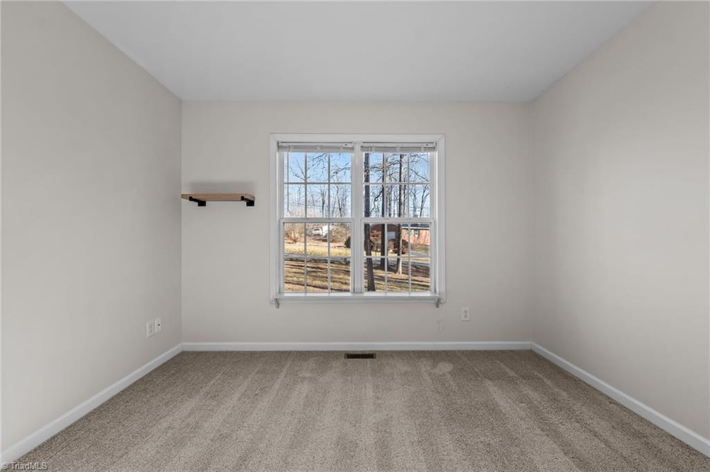2310 Rothwood Acres Road Greensboro, NC 27406 - Photo 11 of 46 Gallery Image 11