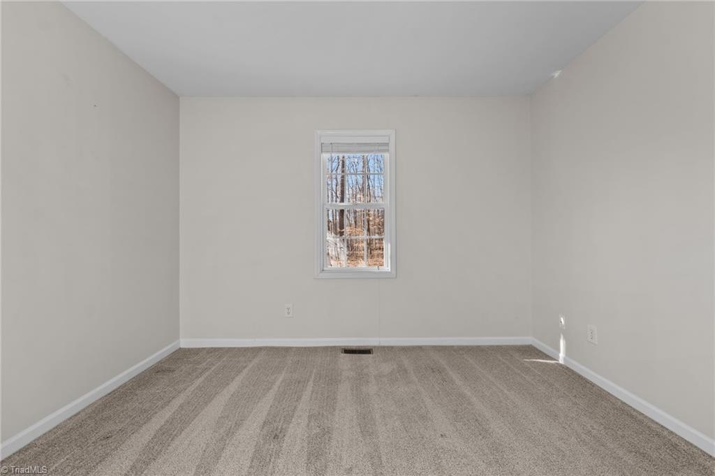 2310 Rothwood Acres Road Greensboro, NC 27406 - Photo 15 of 46 Gallery Image 15