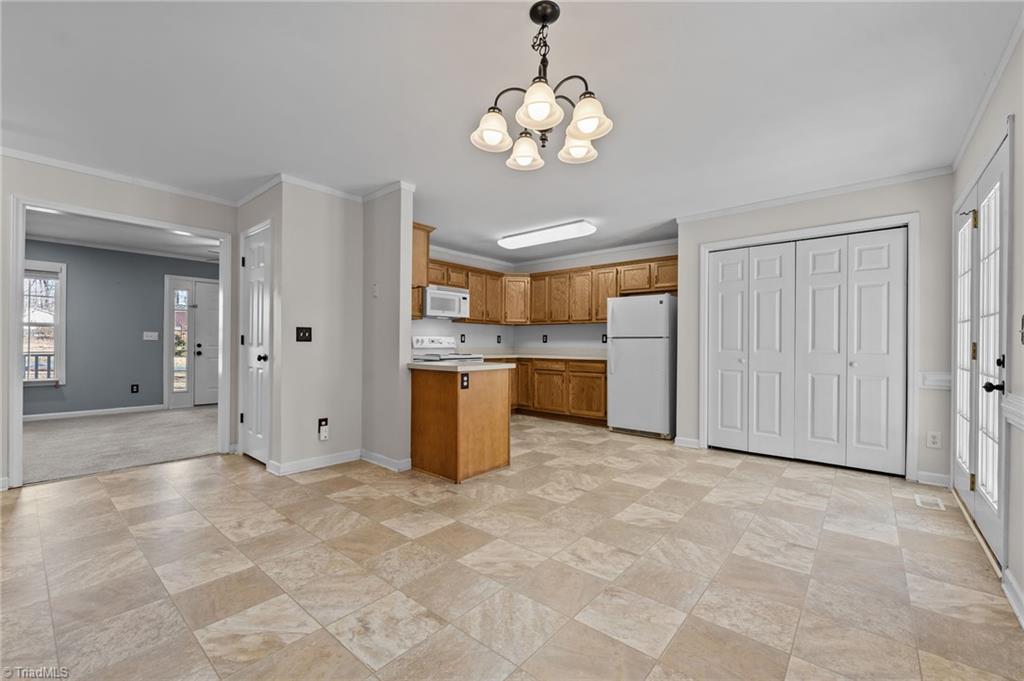 2310 Rothwood Acres Road Greensboro, NC 27406 - Photo 18 of 46 Gallery Image 18