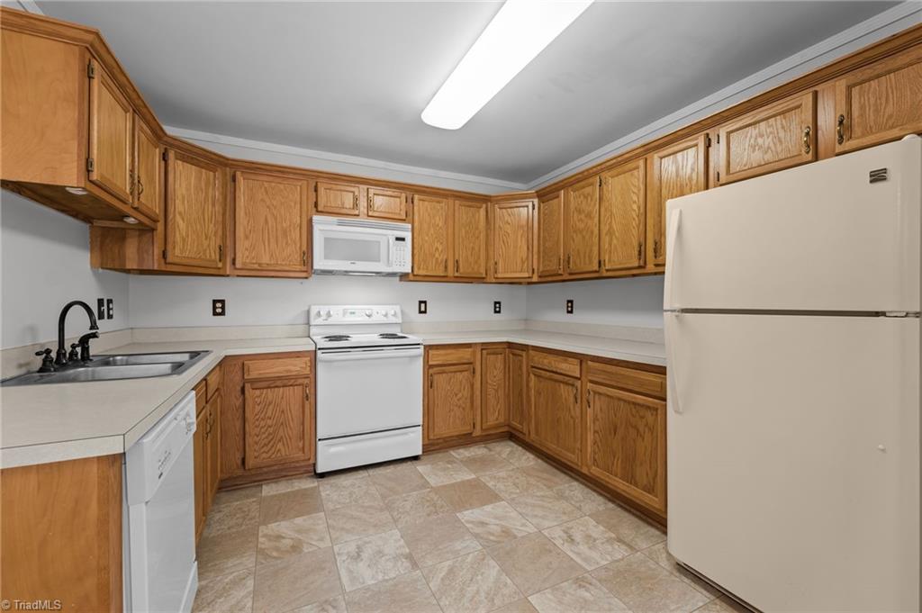 2310 Rothwood Acres Road Greensboro, NC 27406 - Photo 21 of 46 Gallery Image 21