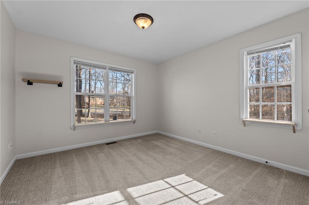2310 Rothwood Acres Road Greensboro, NC 27406 - Photo 10 of 46 Gallery Image 10