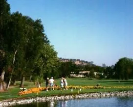 $445,000 | 686 La Contenta Drive, Valley Springs, CA 95252