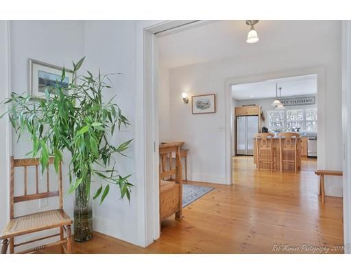 1048 Great Pond Road North Andover, MA 01845 - Photo 13 of 30