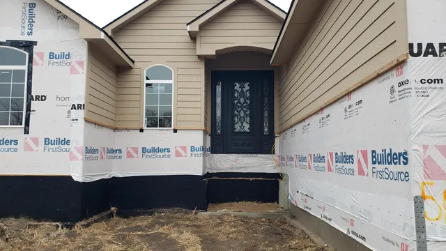 $395,000 | 502 North Valley Creek Drive, Valley Center, KS 67147