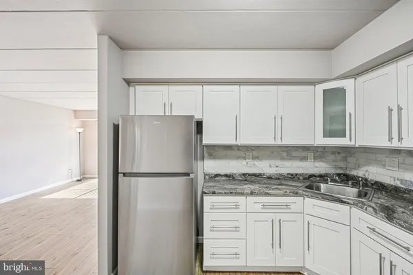 $325,000 | 9906 Bustleton Avenue, Unit C25, Philadelphia, PA 19115