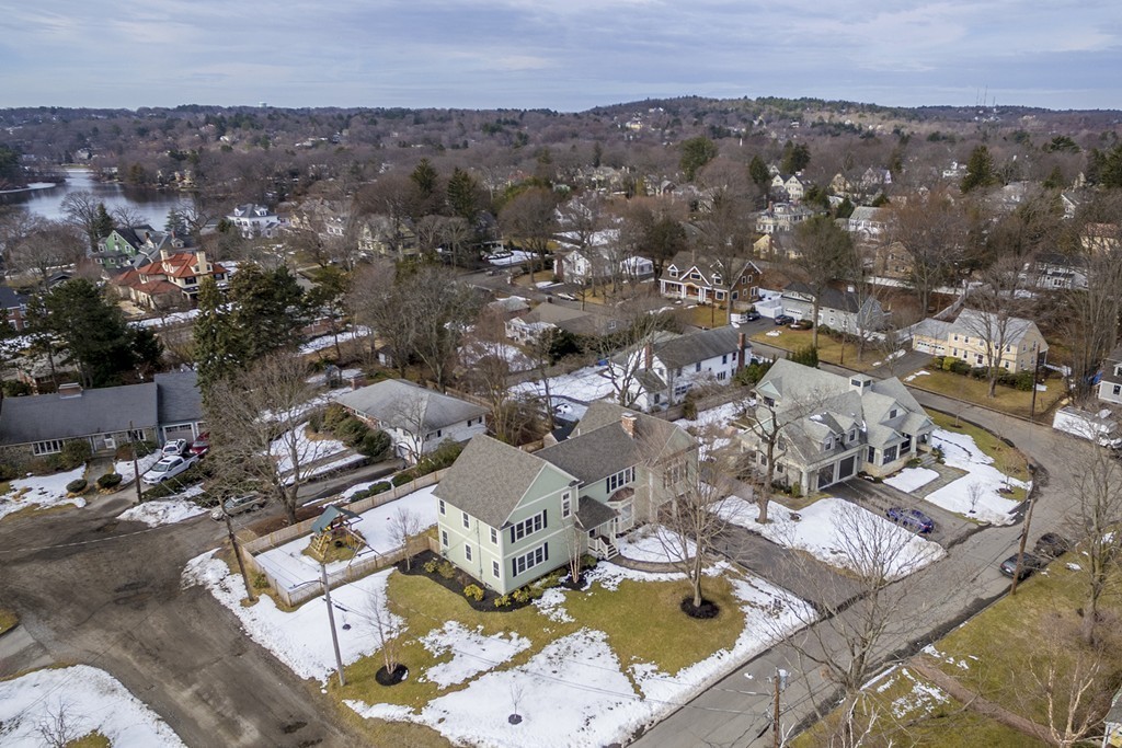 15 Ginn Road Winchester, MA 01890 - Photo 3 of 30 Gallery Image 3