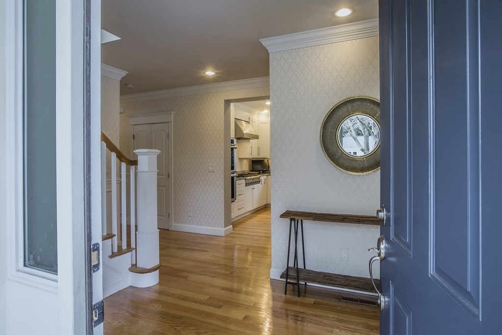 15 Ginn Road Winchester, MA 01890 - Photo 5 of 30 Gallery Image 5