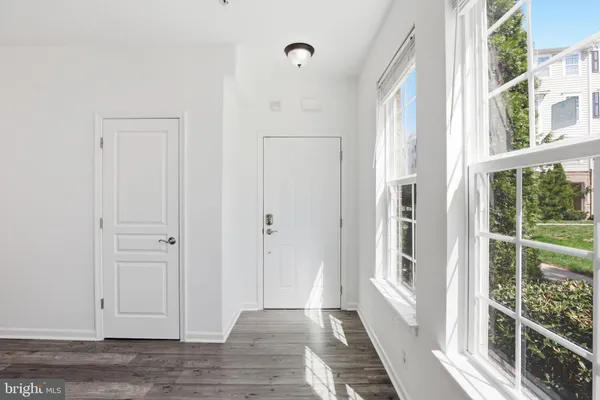 $2,600 | 14814 Mason Creek Circle, Woodbridge, VA 22191