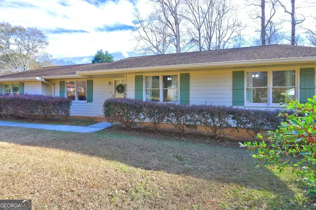 $335,000 | 2896 Ripple Court Southwest, Snellville, GA 30078