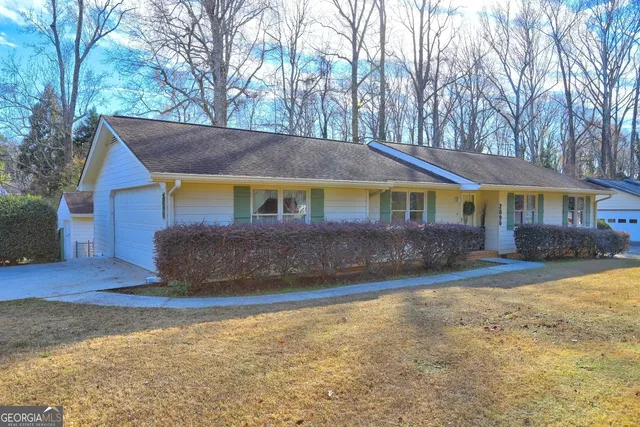 $299,000 | 2896 Ripple Court Southwest, Snellville, GA 30078