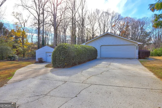 $299,000 | 2896 Ripple Court Southwest, Snellville, GA 30078