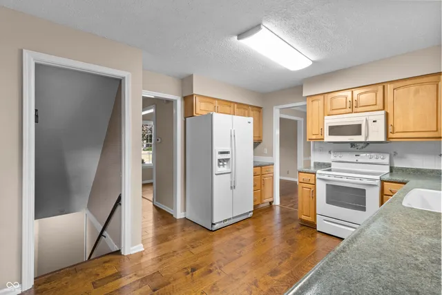 $347,000 | 5291 RidgeHill Way, Avon, IN 46123